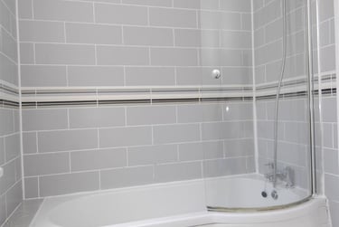 4 bed house, Eton Place, North Hill, Plymouth, PL15DT - Image 2